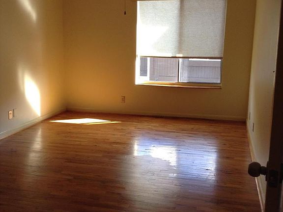 5th image of 5364 Bosque Ln APT 124