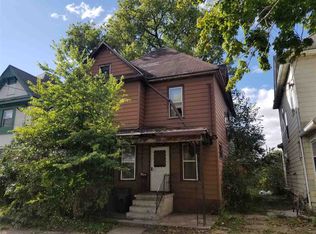 50 Lafayette St, Waterloo, IA 50703