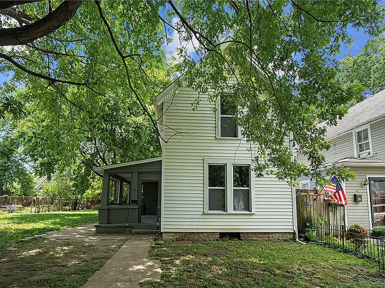 48 Sherman St — Photo 4