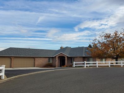 801 Cobblestone Pl, Yakima, WA, 98908