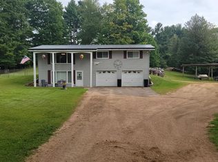 N1629 Rolling Hills Rd, Antigo, WI 54409