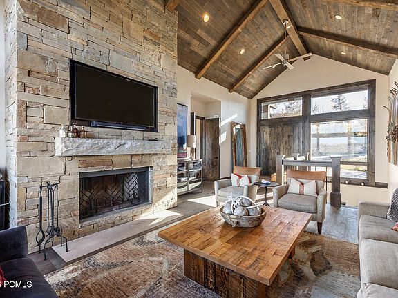 5th image of 7421 N Victory Ranch Dr