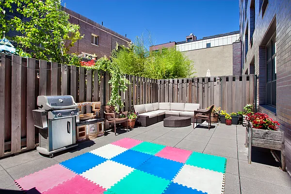 Rented by Halstead Real Estate | media 19