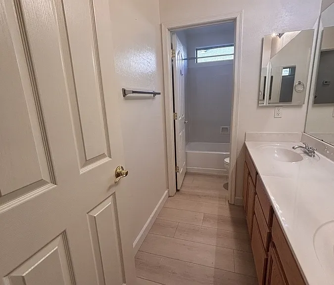 3570 E Kesler Ln — Photo 32