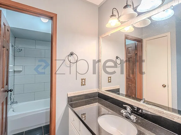 14515 Wunderlich Dr #403 — Photo 24