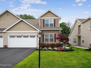 801 Giovanna Ct, Wynantskill, NY 12180