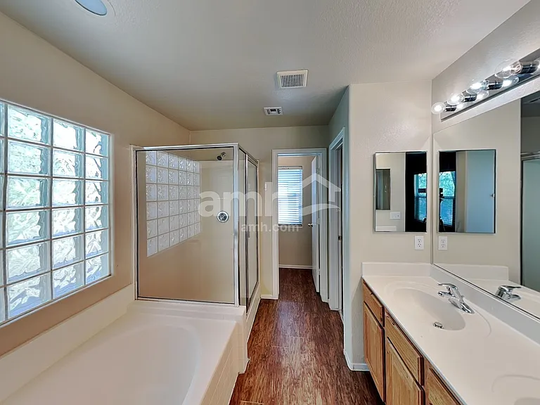 8802 Salvestrin Point Ave — Photo 13