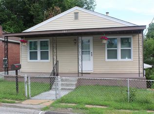 701 Dammert Ave, Saint Louis, MO
