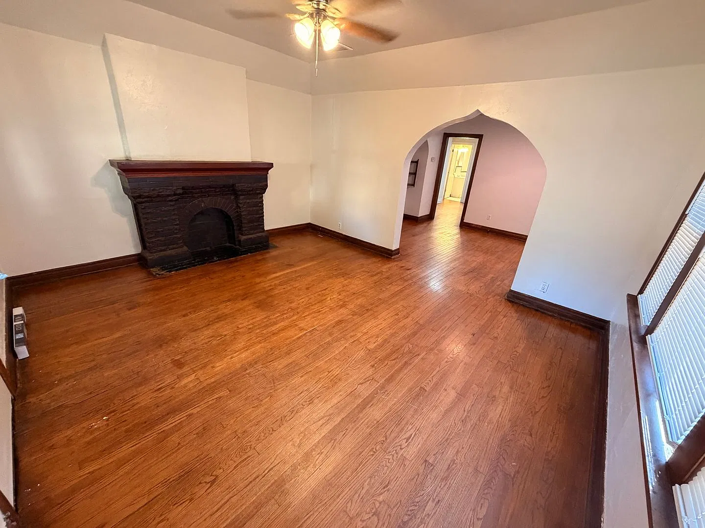 2402 NW 12th St — Photo 4