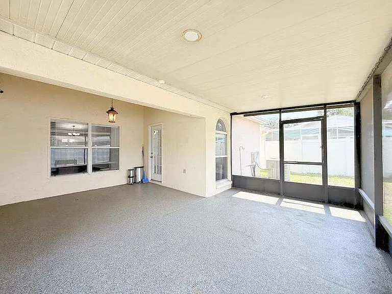 1118 Hardwood Dr — Photo 40