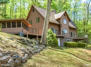 28 Garnet Road, Roxbury, CT 06783
