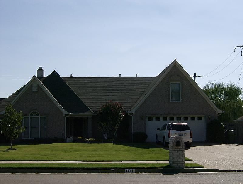 2nd image of 8781 Dexter Rd