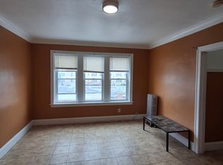 3140 W 59th St APT 303, Chicago, IL 60629