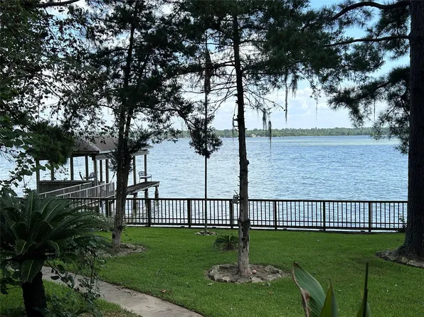 22373 La Jolla Ct, Huntsville, TX 77320