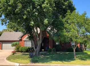 7621 NW Lancet Ln, Lawton, OK 73505