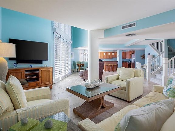 4th image of 4041 Gulf Shore Blvd N APT 909