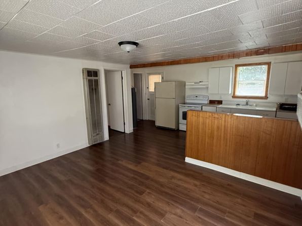101 Depot St APT 1