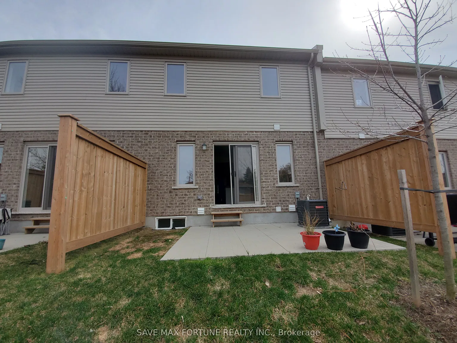 4 bed, $2,490 — Photo 3