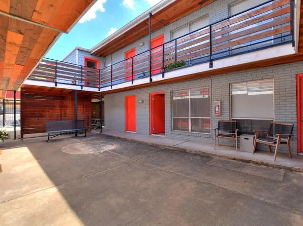 Peppertree Apartments, 408 W 37th St APT 10B, Austin, TX 78705