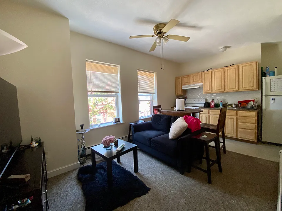 122 Berkshire St #8