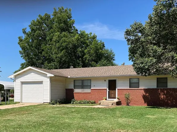 521 S Walnut Ave, Newkirk, OK 74647