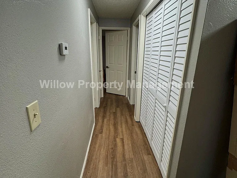 2132 NE Barberry Ct — Photo 6