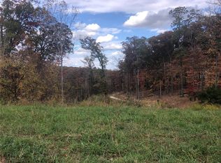 17 Quiet Forest Dr, Defiance, MO 63341