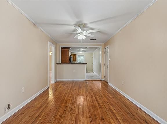 4th image of 3909 Panama Ct #1B