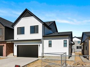 201 E Cooperswood Grn SW #1004, Airdrie, AB T3B3Y6