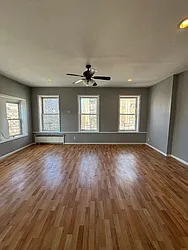 8723 Ridge Boulevard