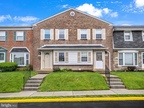 7860 Lakecrest Dr, Greenbelt, MD 20770