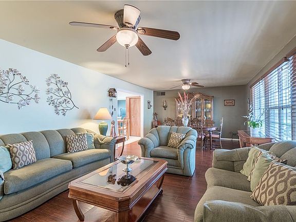 4th image of 244 Clairemont Dr