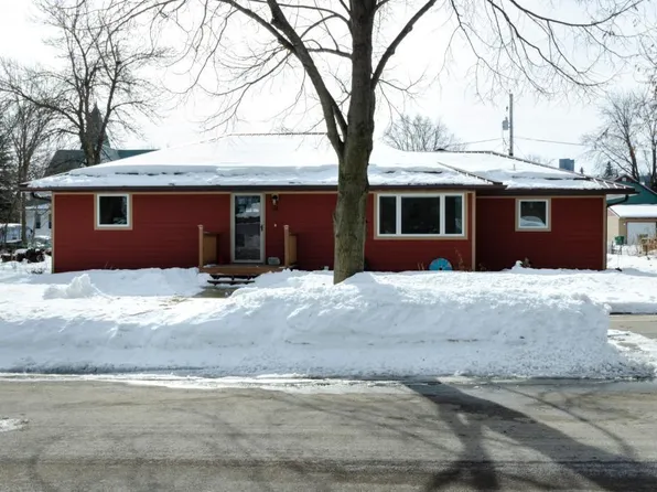 112 Luella St E, Le Roy, MN 55951