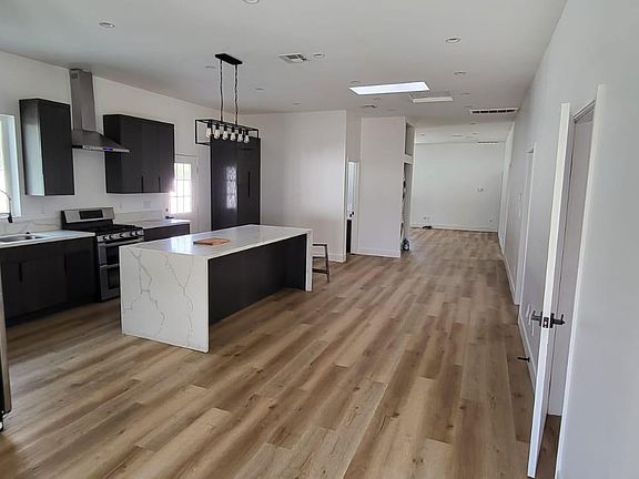 3rd image of 17662 Raymer St