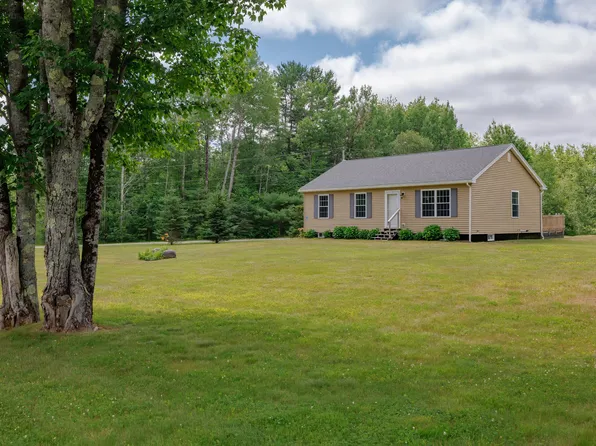 7 Riley's Way, Lamoine, ME 04605