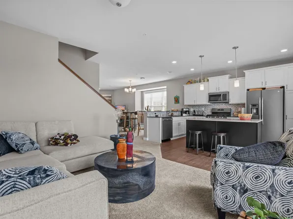 220 Monroe St, Anoka, MN 55303