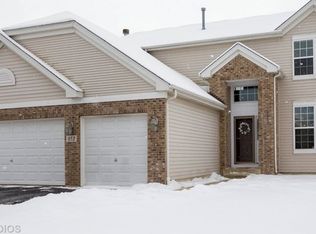 852 Hampton Ln, Yorkville, IL 60560