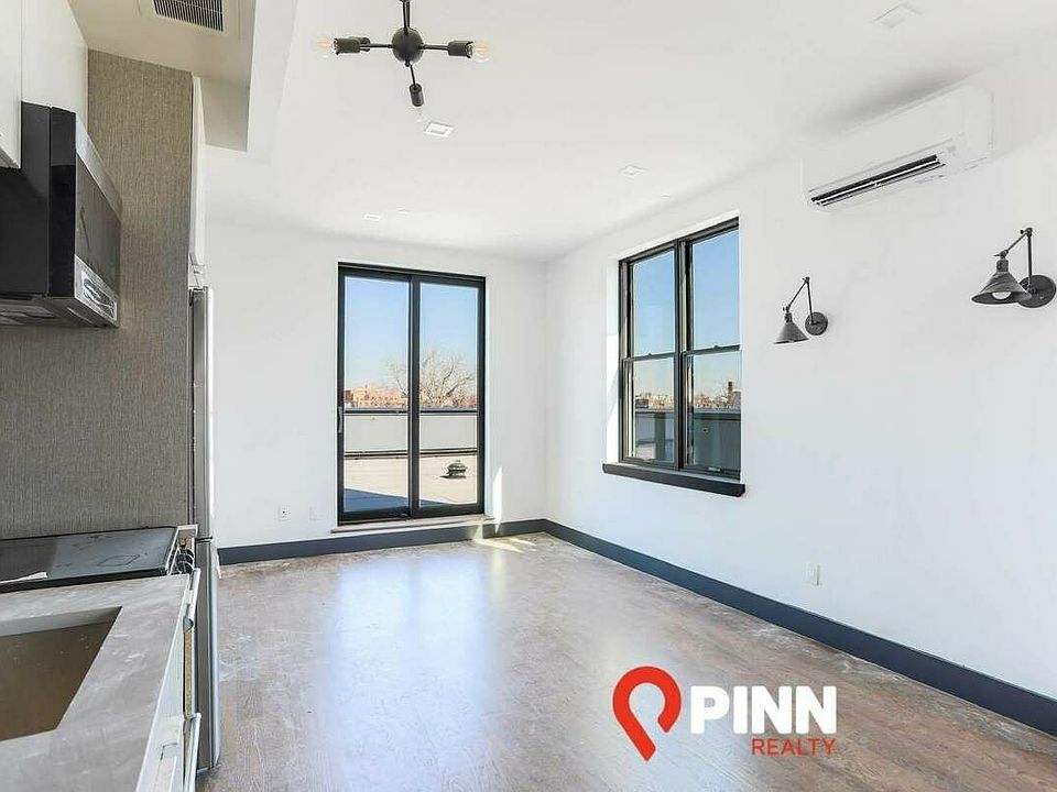 2nd image of 346 Rutland Rd #1L