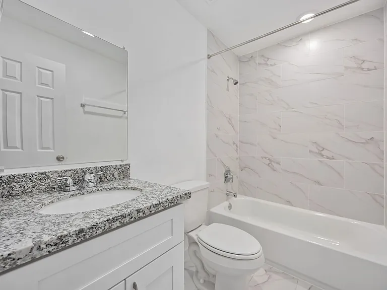7611 Shotwell St #B — Photo 8