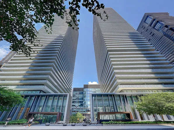 50 Charles St E #910, Toronto, ON M4Y 0C3