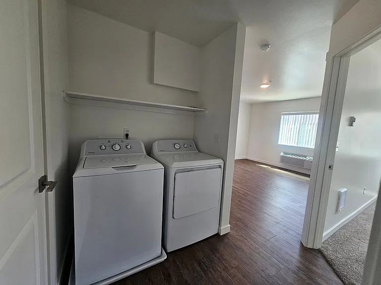 2249 N Airport Rd — Photo 19