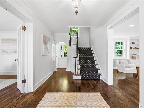 5th image of 36 Intervale Place