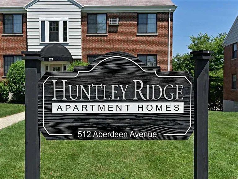 Huntley Ridge — Photo 17