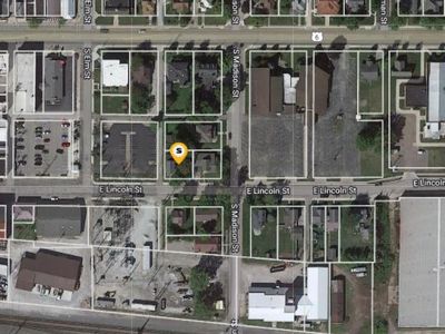 252 E Lincoln St, Nappanee, IN, 46550