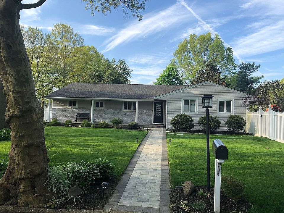 1st image of 1 Bedell Pl