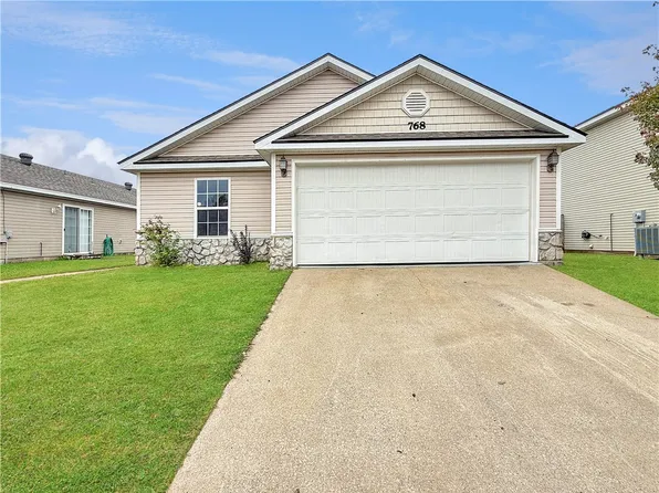 768 Suffolk Cv, Springdale, AR 72764