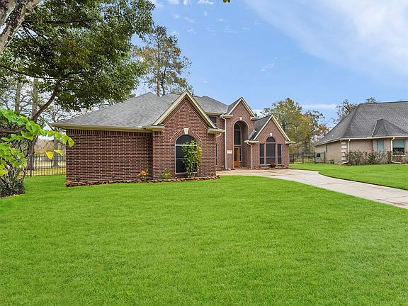 2nd image of 8139 17th Green Dr