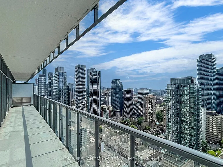 33 Charles St E #3406 — Photo 34