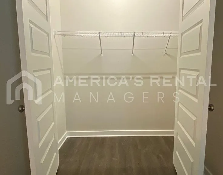 490 Ridge View Cir — Photo 24