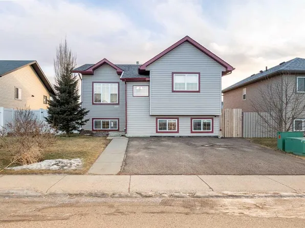 263 Upland Ave N, Brooks, AB T1R 1K1